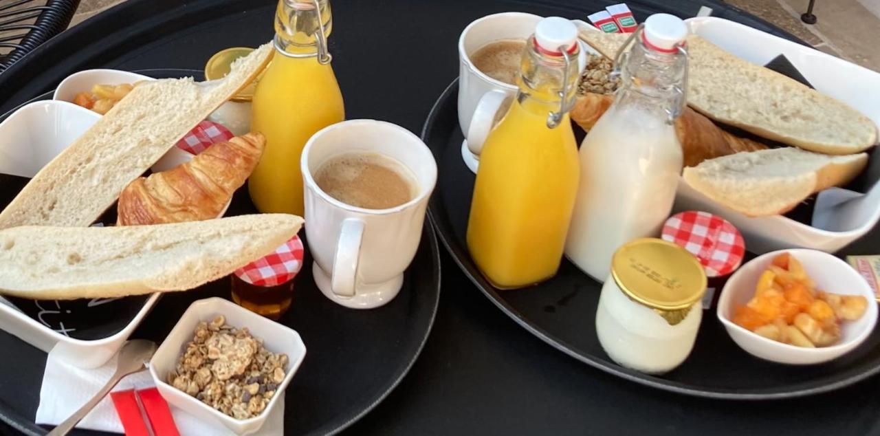 Hotel Particulier - Les Lodges Du Bassin D'Arcachon- Petit-Dejeuner Sur Demande- Prestations Haut De Gamme 居让梅斯特拉 外观 照片